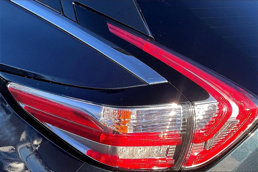 Used 2018 Nissan Murano Platinum image 22