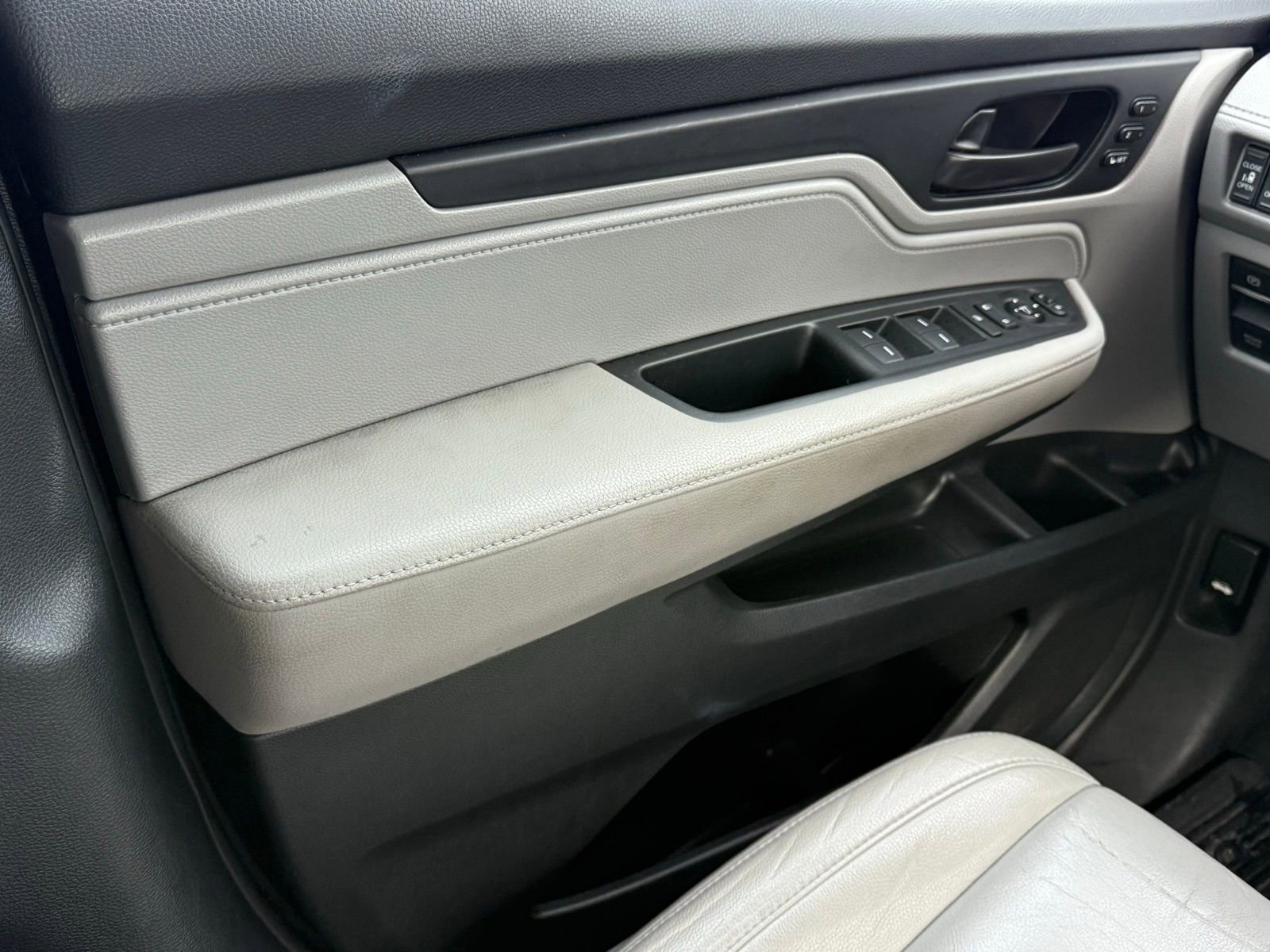 Used 2019 Honda Odyssey EX-L image 32