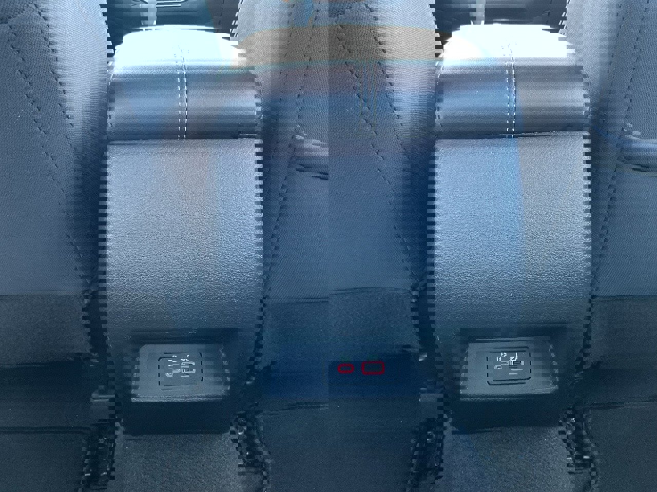 Used 2024 Nissan Altima 2.5 SV image 19