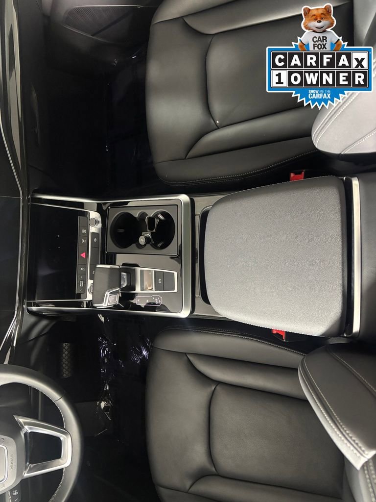 Used 2025 Audi Q7 2.0T Premium w/ Convenience Plus Package AWD/4WD image 19