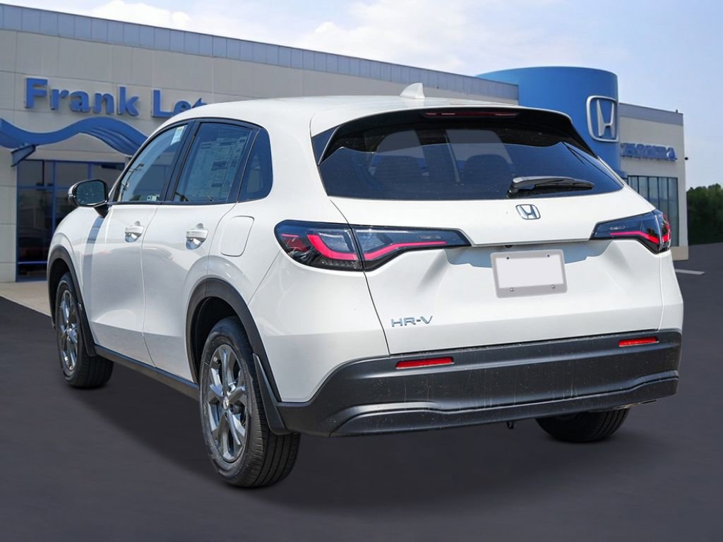 New 2026 Honda HR-V LX image 2