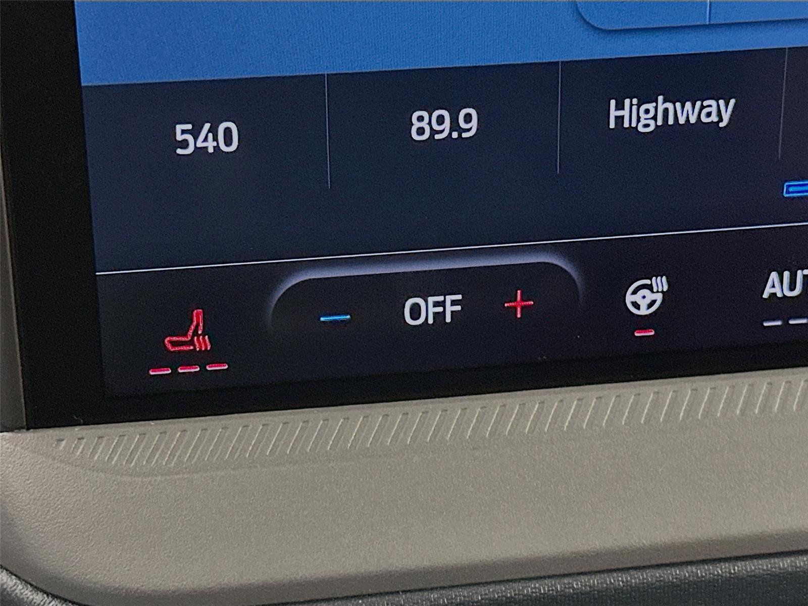 New 2026 Ford Maverick XLT image 16