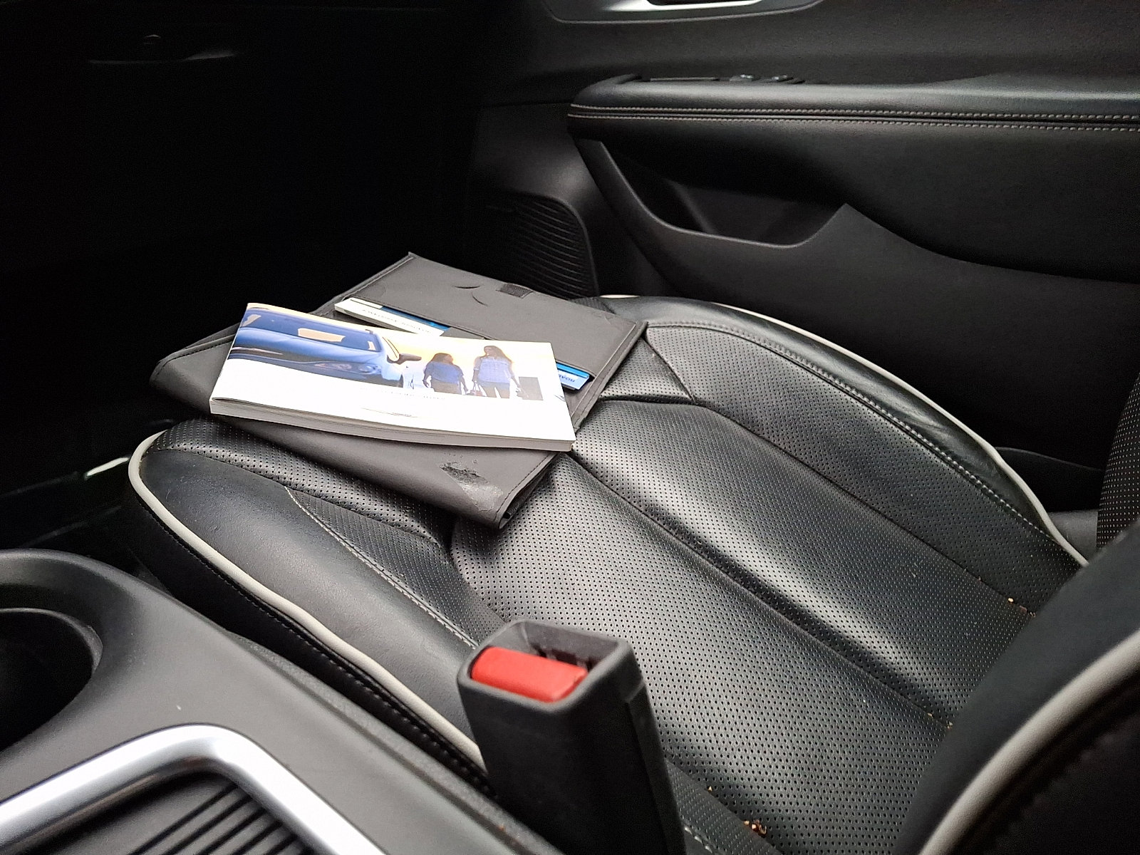 Used 2019 Chrysler Pacifica Limited w/ Advanced Safetytec Group image 26