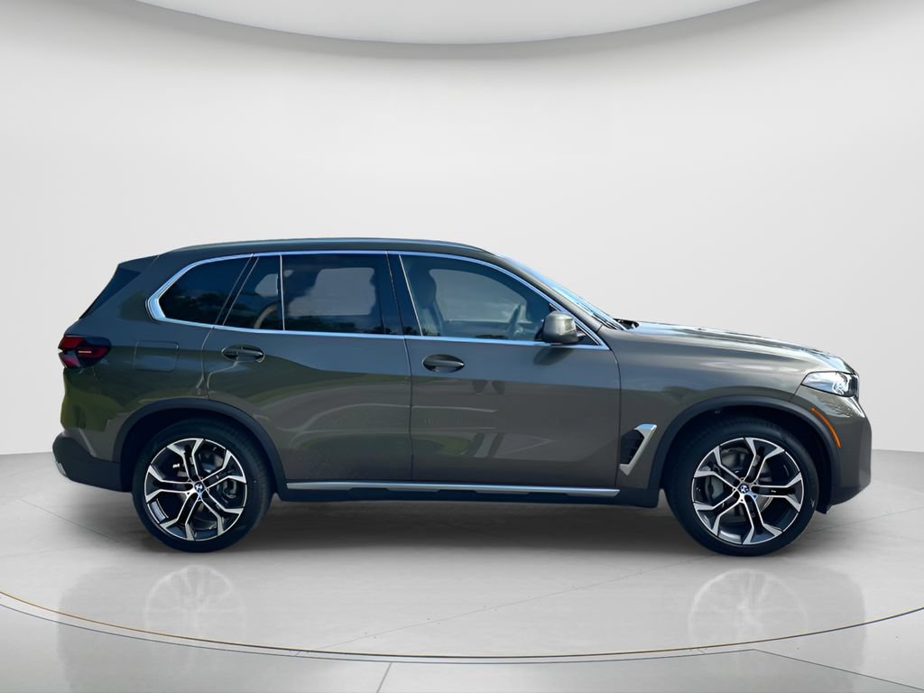 Certified 2026 BMW X5 xDrive40i AWD/4WD image 4