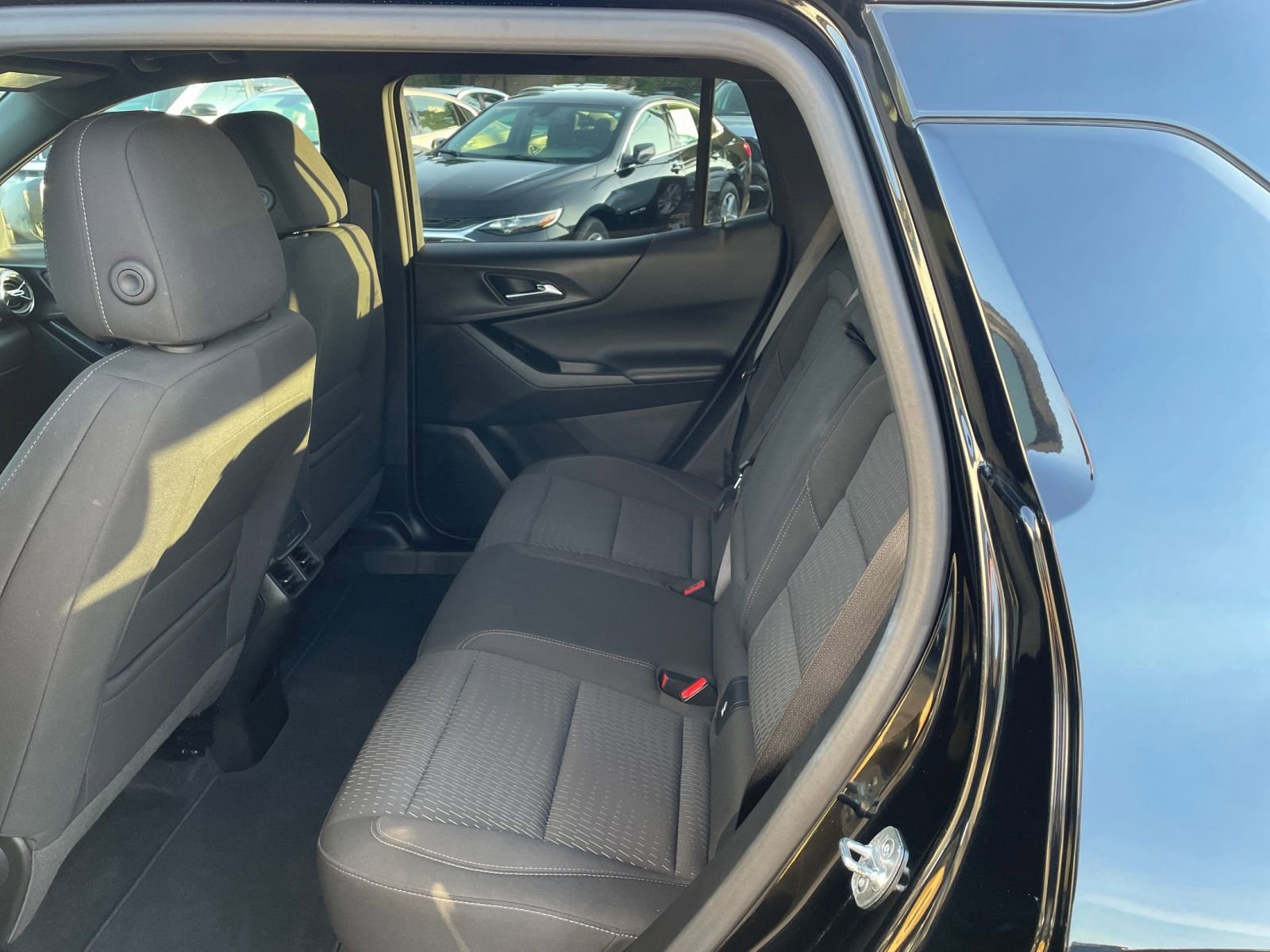 Used 2025 Chevrolet Equinox LT image 20