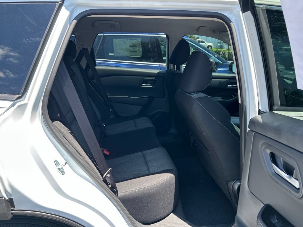 New 2026 Nissan Rogue SV AWD/4WD image 44