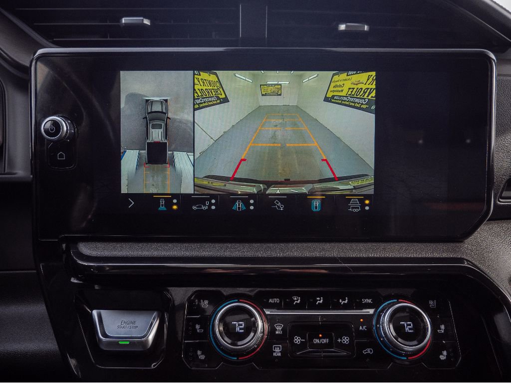 Used 2022 GMC Sierra 1500 AT4 w/ AT4 Premium Package image 9