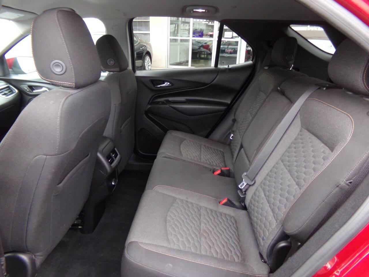 Used 2018 Chevrolet Equinox LT FWD image 10