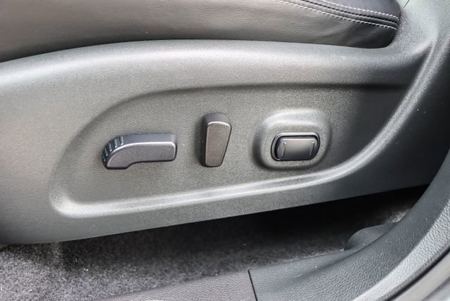 Used 2023 Nissan Murano SV image 22