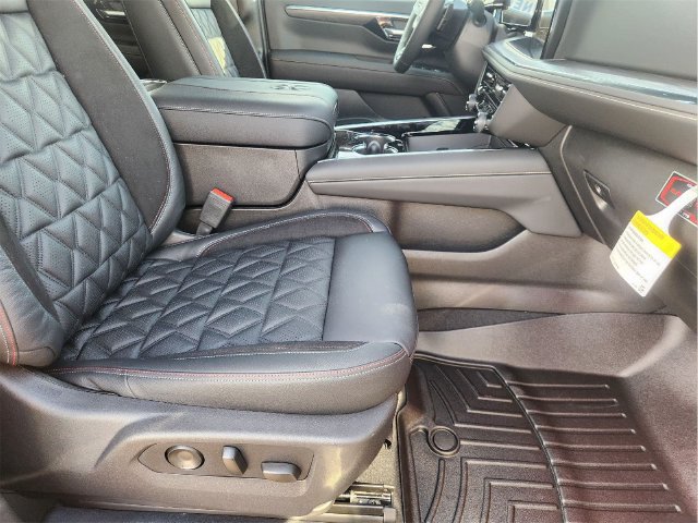 New 2026 Chevrolet Tahoe Premier AWD/4WD image 9