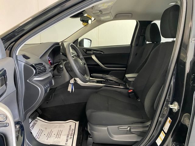 Used 2023 Mitsubishi Eclipse Cross LE AWD/4WD image 9