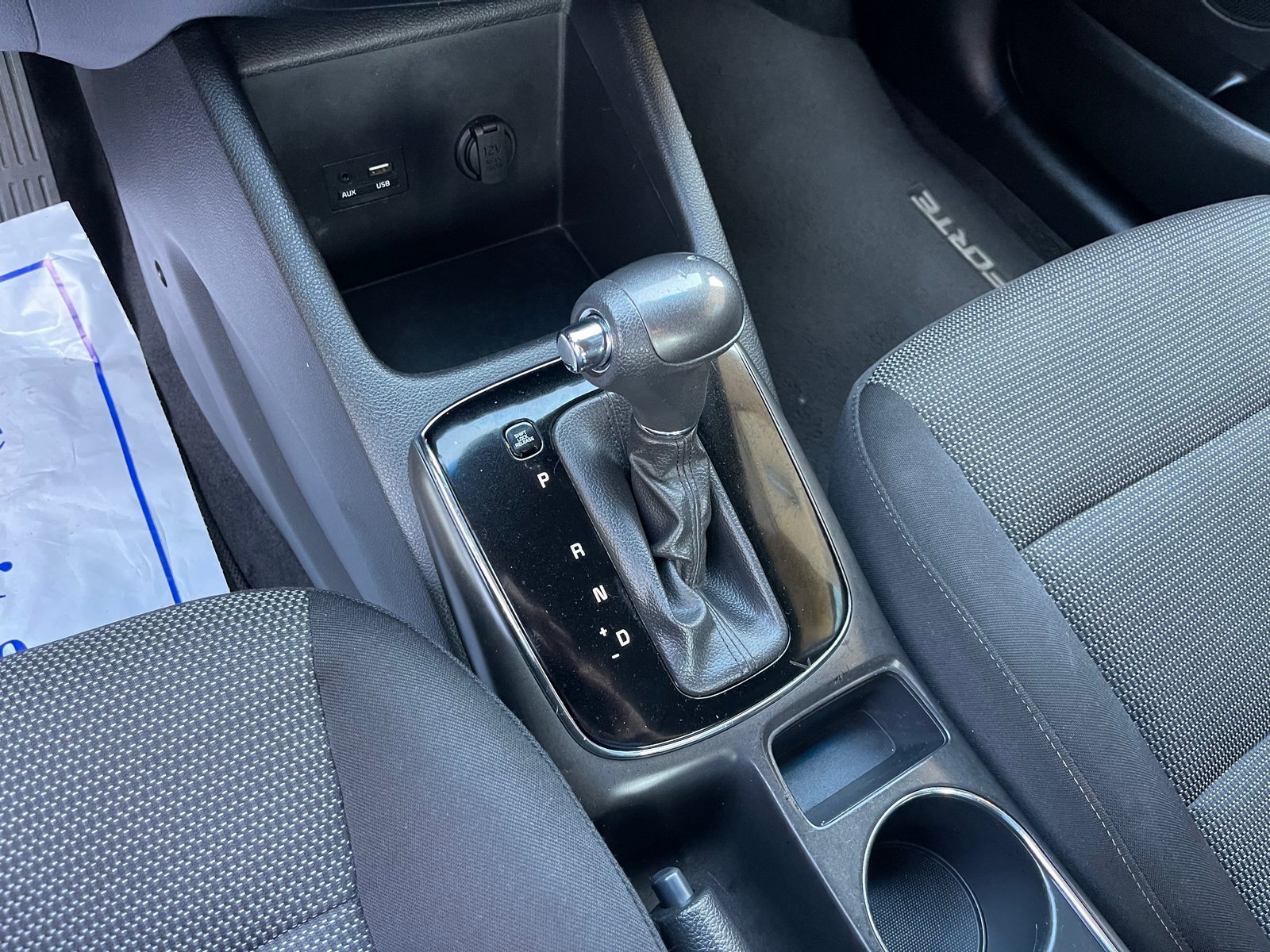 Used 2017 Kia Forte LX image 25