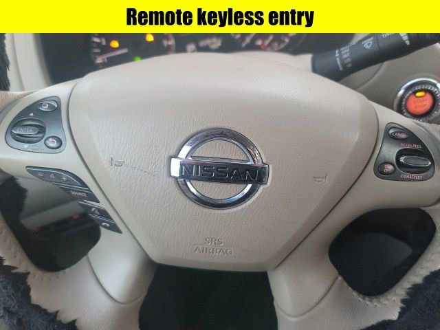 Used 2014 Nissan Pathfinder SL w/ SL Premium Package image 17