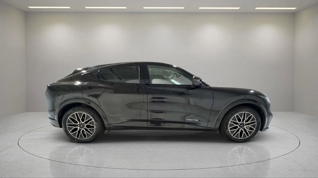 Used 2024 Ford Mustang Mach-E Premium AWD/4WD image 2