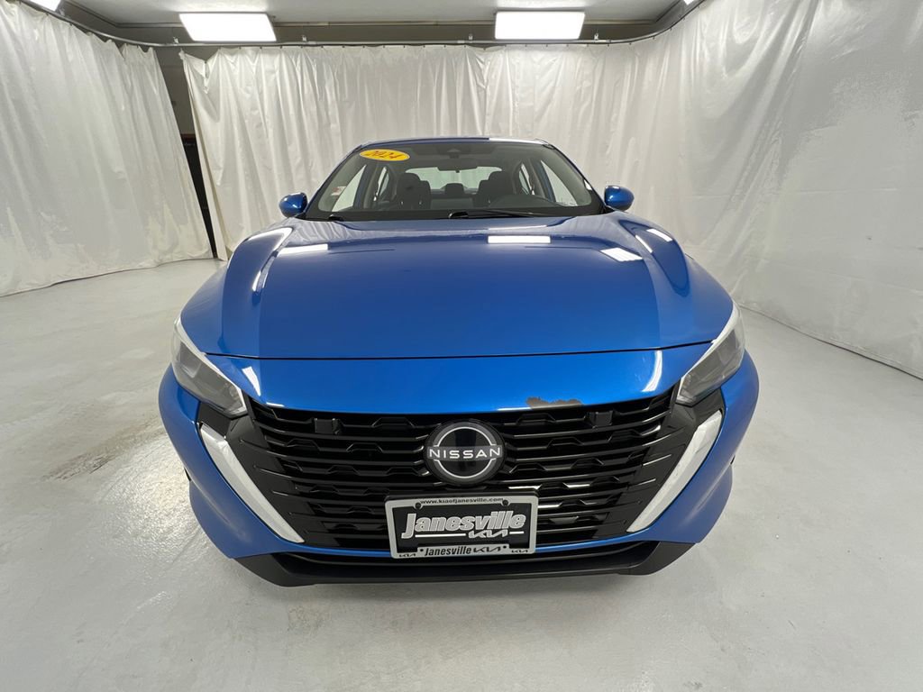 Used 2024 Nissan Sentra SV w/ All-Weather Package FWD image 32