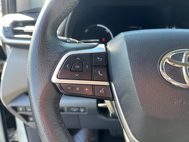 Used 2024 Toyota Sienna XLE image 21