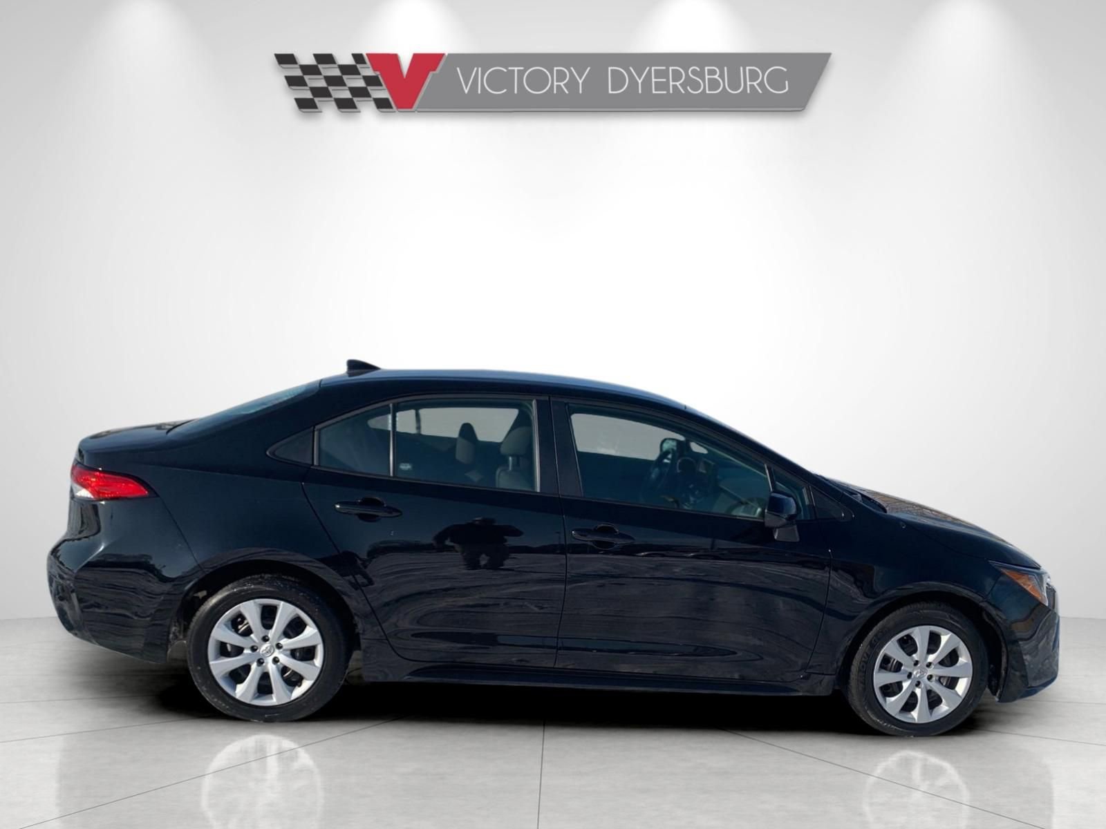 Used 2024 Toyota Corolla LE image 9