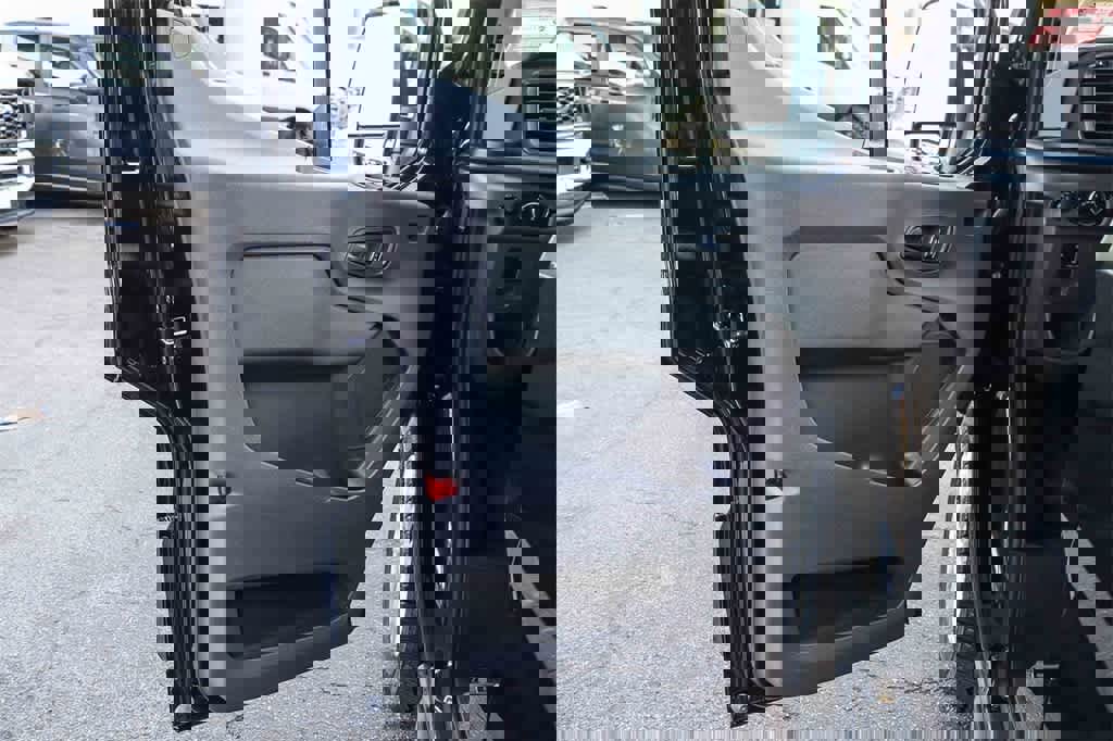 Used 2024 Ford Transit 350 XLT image 22