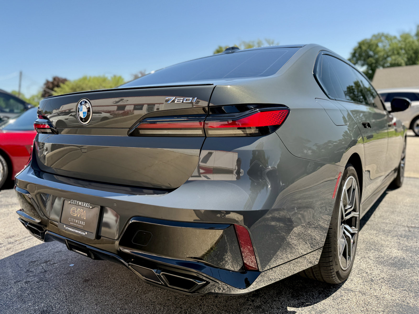 Used 2023 BMW 760i xDrive w/ Executive Package AWD/4WD image 60