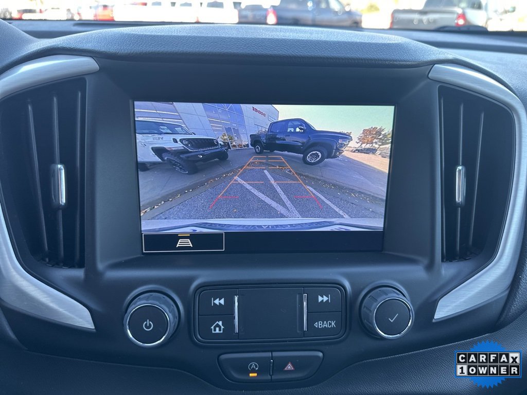 Used 2024 GMC Terrain SLT image 69
