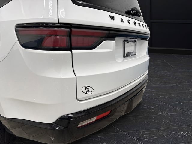 Certified 2024 Jeep Wagoneer Series II image 38