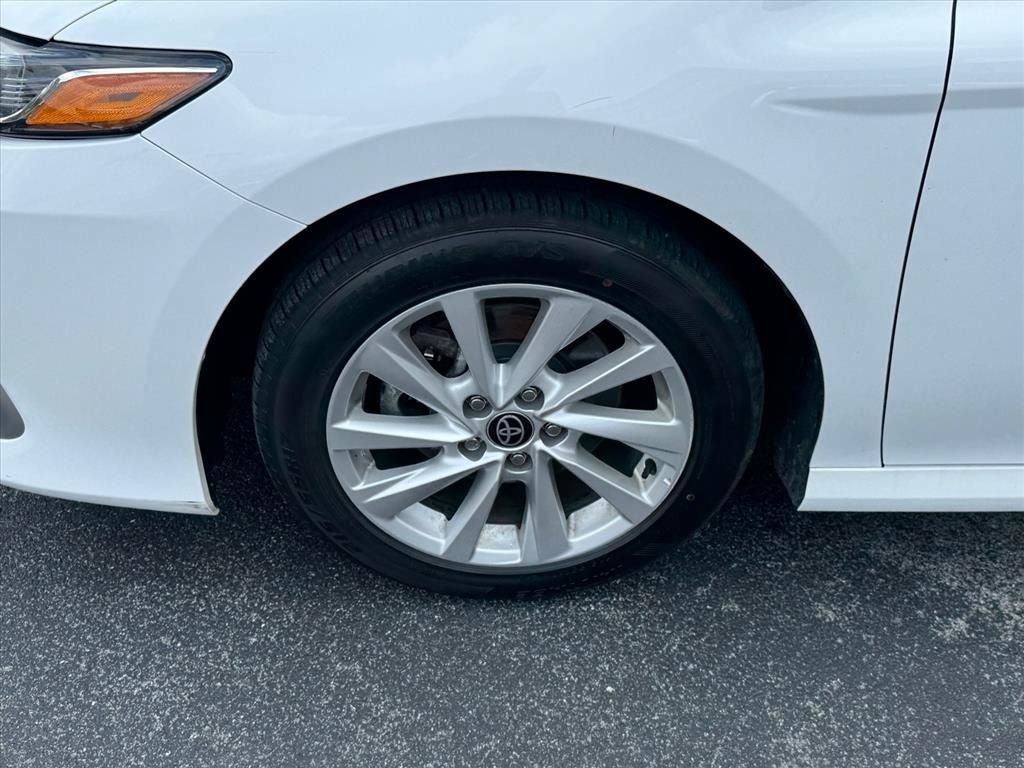 Used 2024 Toyota Camry LE FWD image 16