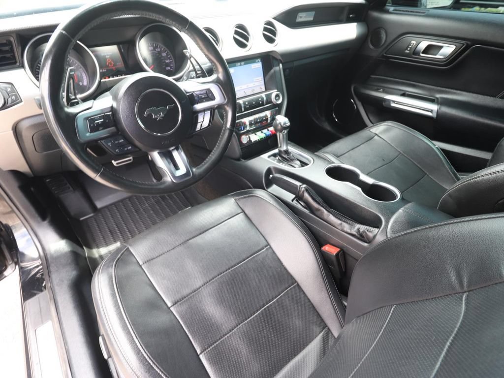 Certified 2019 Ford Mustang Premium RWD image 6