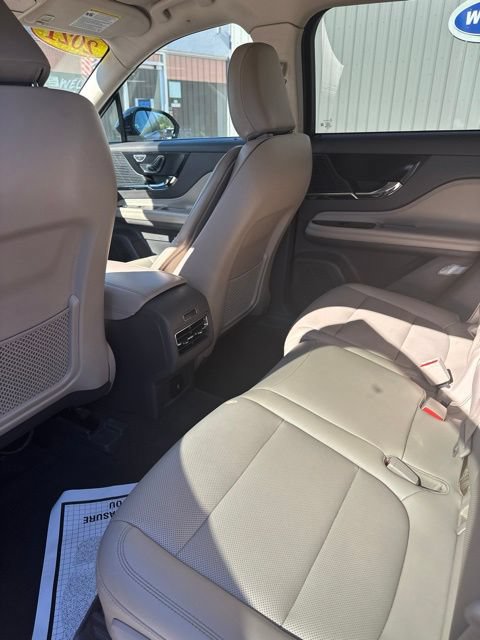 Used 2021 Lincoln Corsair AWD w/ Equipment Group 101A image 12