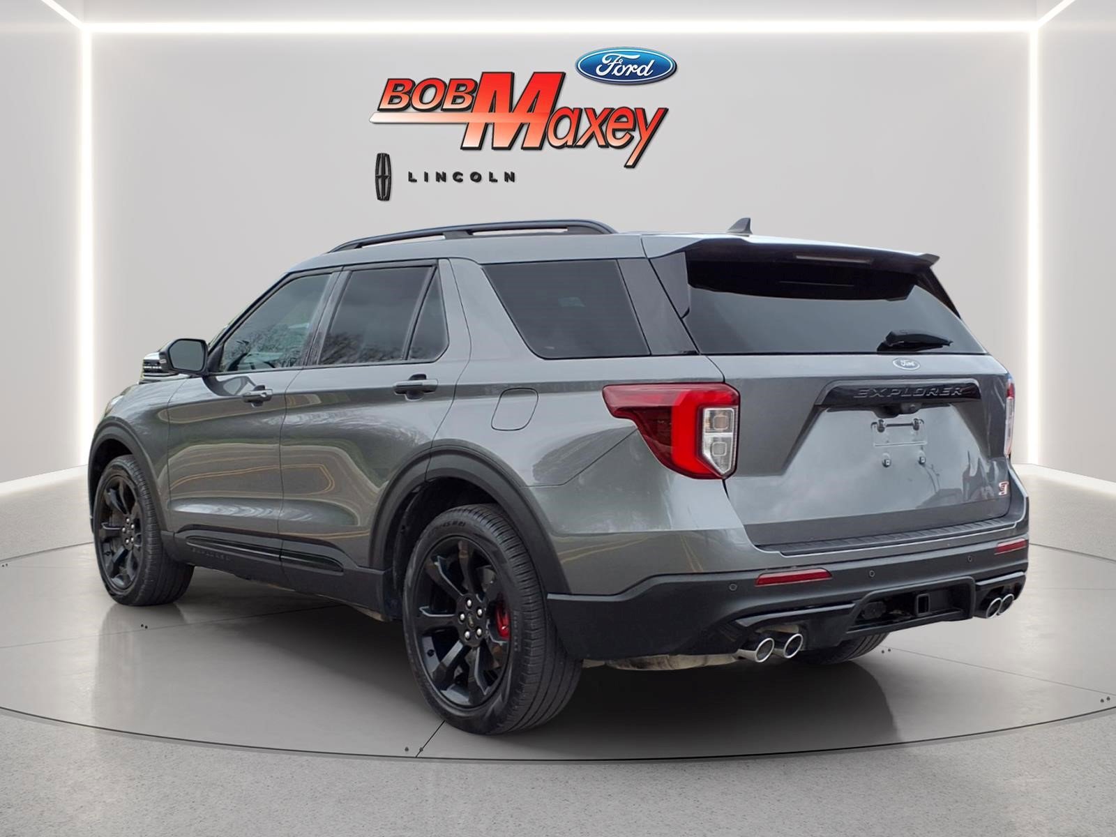 Used 2024 Ford Explorer ST w/ Equipment Group 401A AWD/4WD image 7