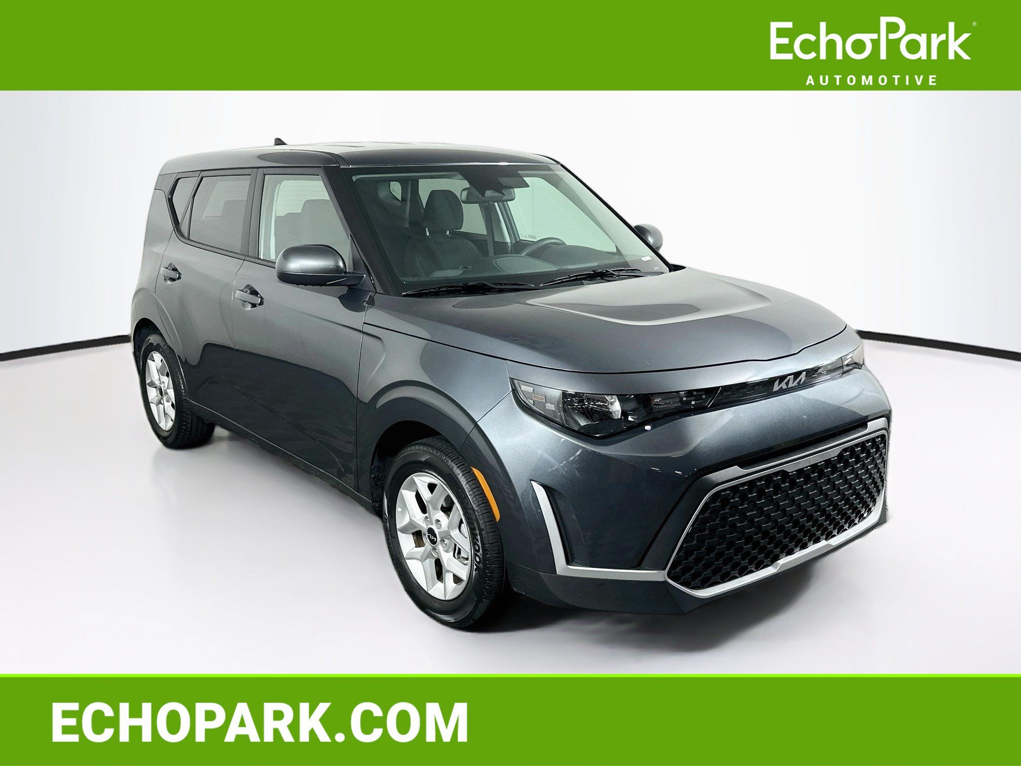 Used 2025 Kia Soul LX w/ LX Technology Package FWD image 1