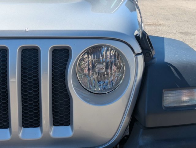 Used 2023 Jeep Wrangler Unlimited Sport AWD/4WD image 10