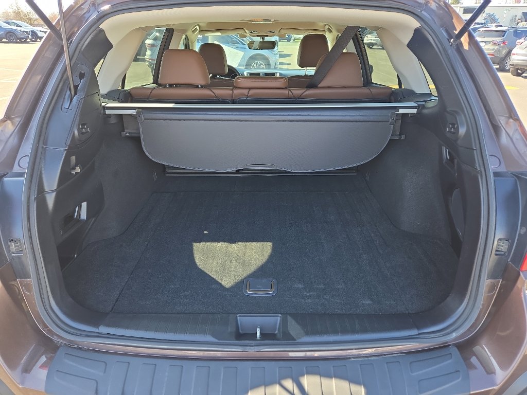 Used 2019 Subaru Outback 3.6R Touring image 15