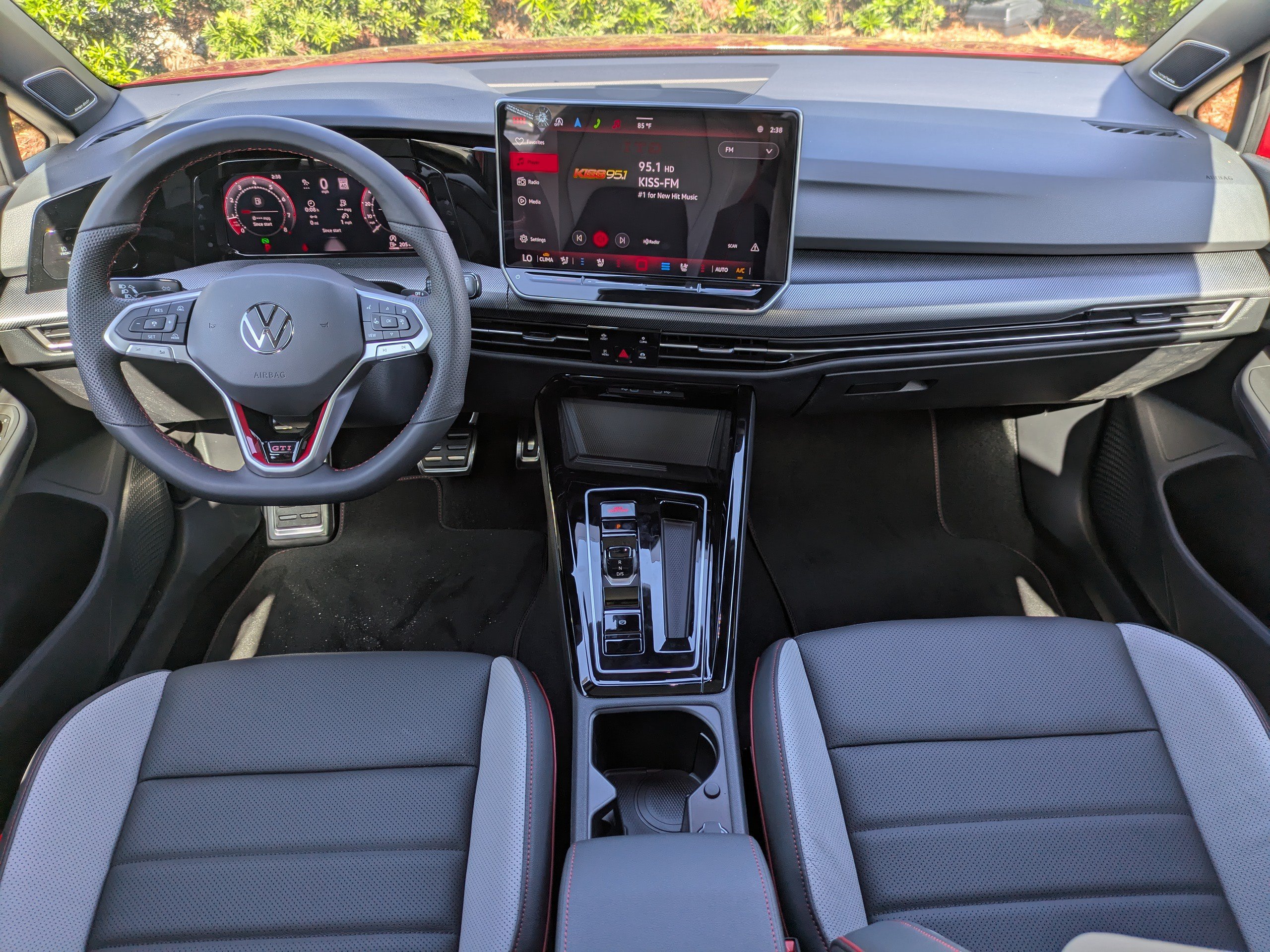 New 2026 Volkswagen GTI SE FWD image 14