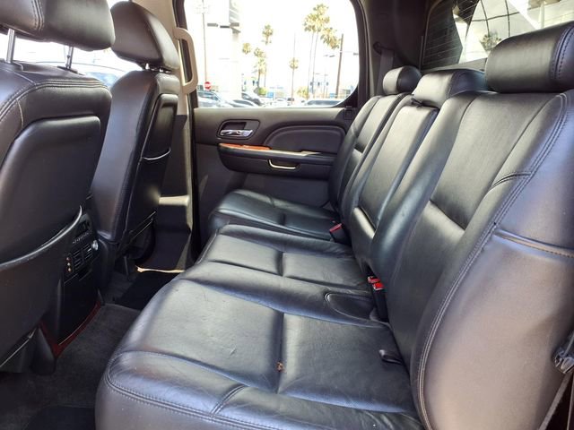Used 2012 Cadillac Escalade EXT Luxury AWD/4WD image 22
