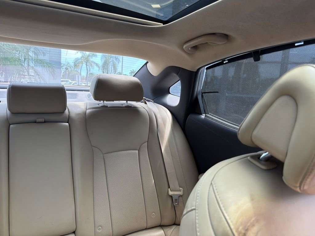 Used 2013 Hyundai Azera w/ Technology Pkg FWD image 15