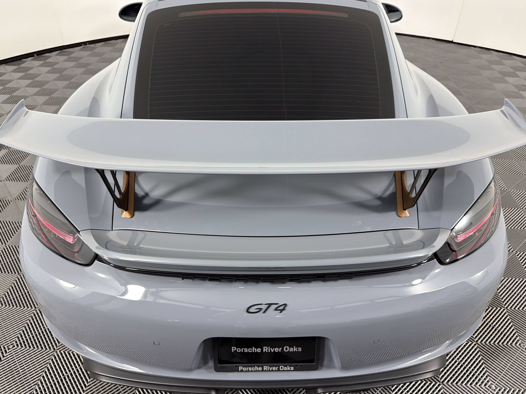 Certified 2023 Porsche 718 Cayman GT4 RWD image 35