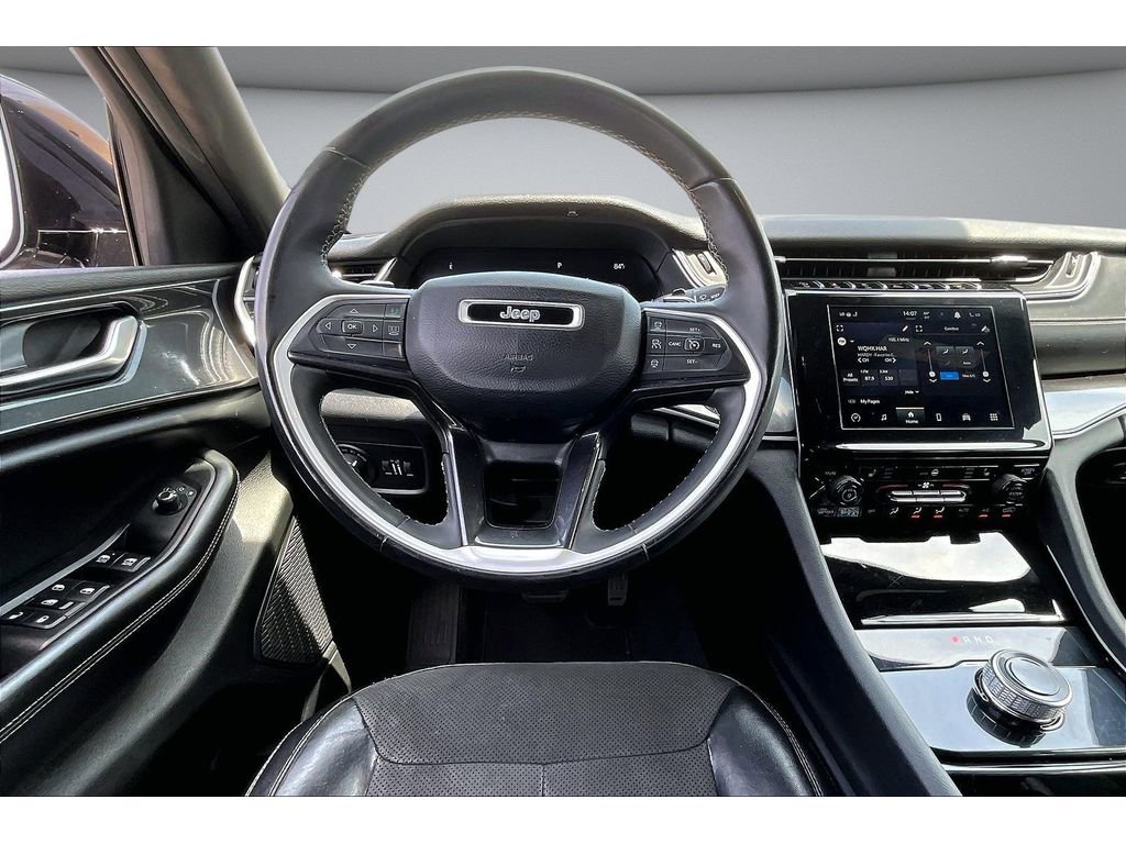 Used 2023 Jeep Grand Cherokee Altitude AWD/4WD image 8