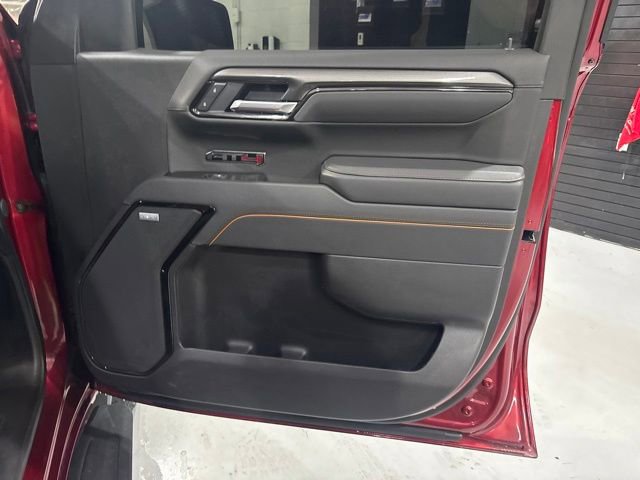 Used 2025 GMC Sierra 1500 AT4 w/ AT4 Premium Package AWD/4WD image 39
