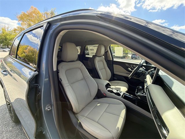 New 2026 Lincoln Corsair Reserve w/ Jet Appearance Package image 27