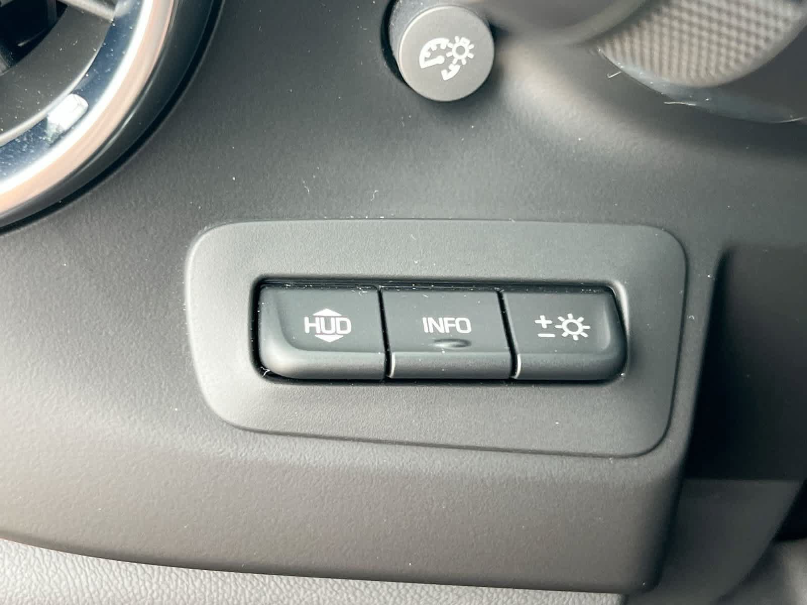 Used 2022 Chevrolet Camaro ZL1 RWD image 18