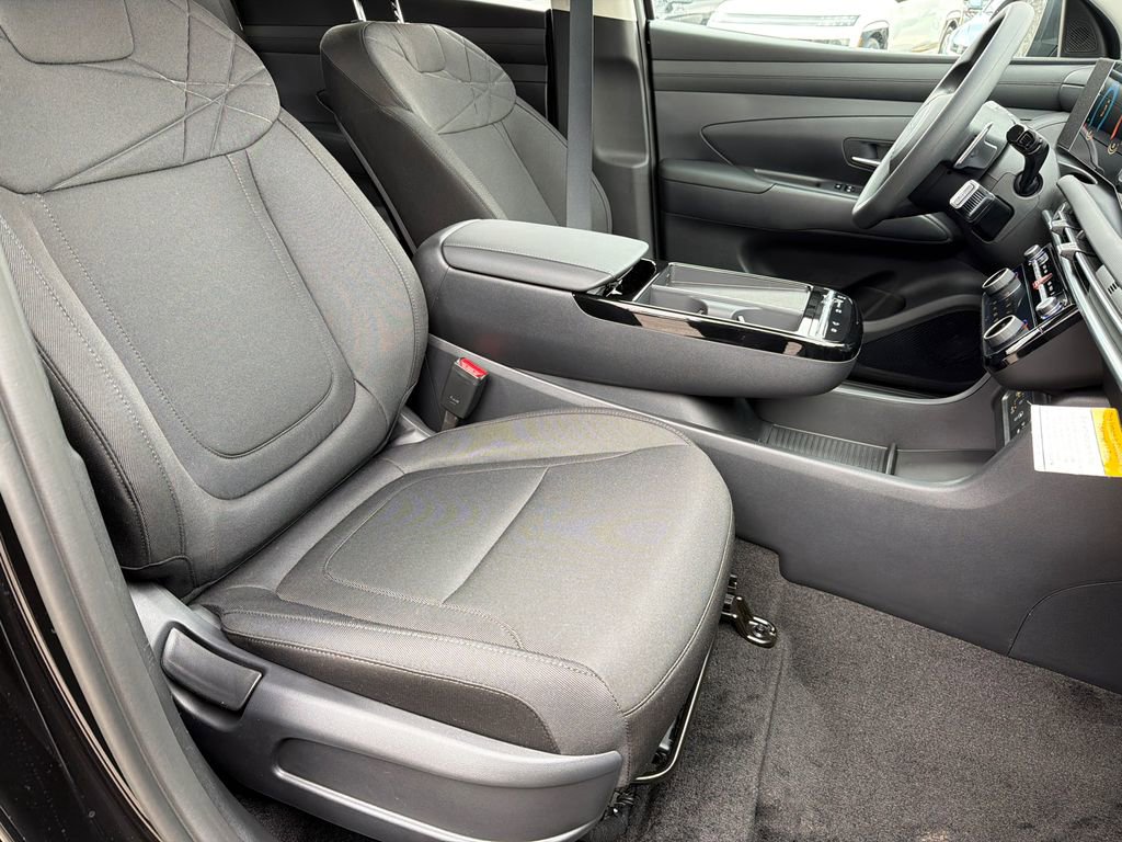 New 2026 Hyundai Tucson Blue SE AWD/4WD image 13