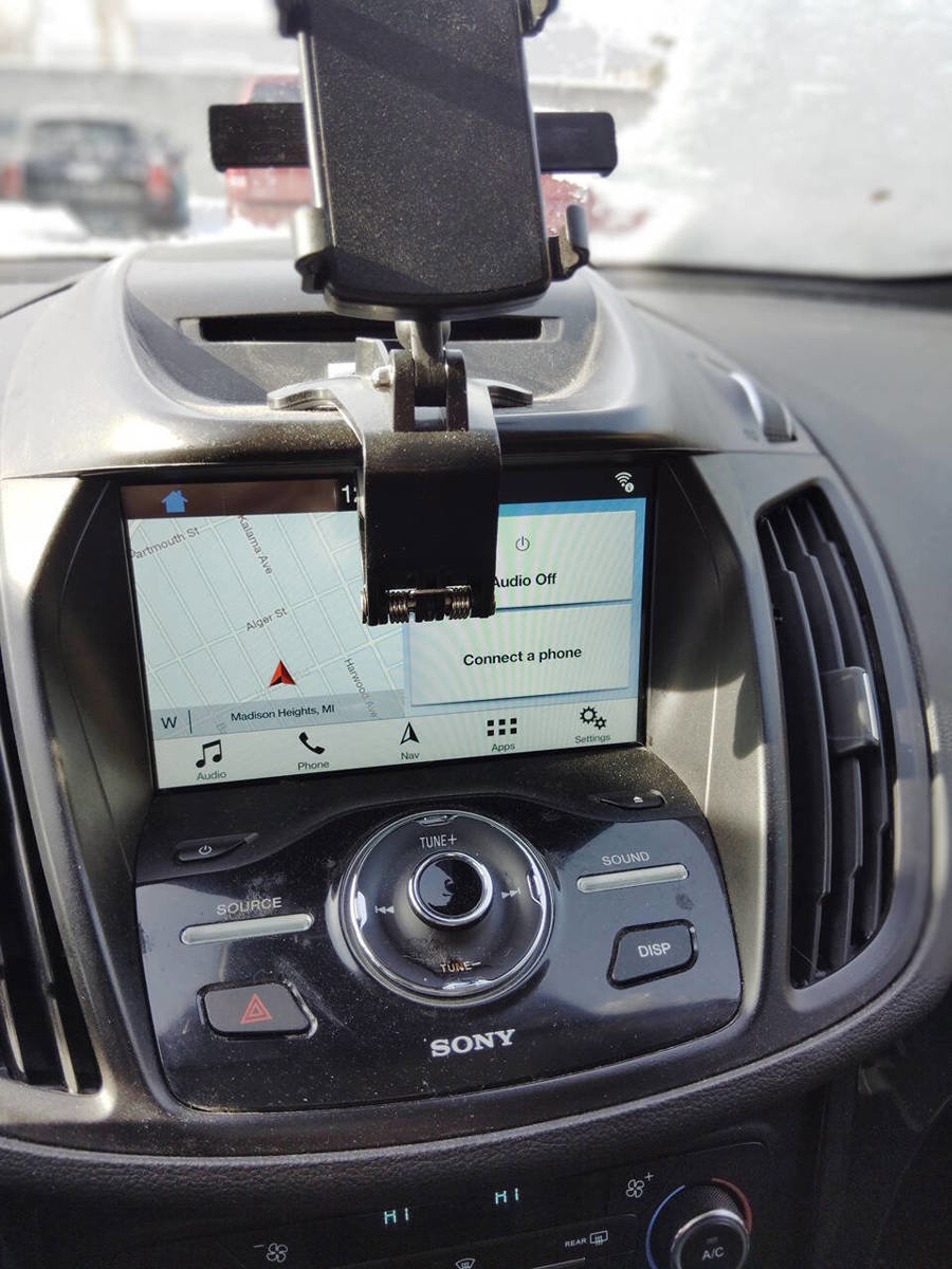 Used 2017 Ford Escape Titanium w/ Equipment Group 301A image 9