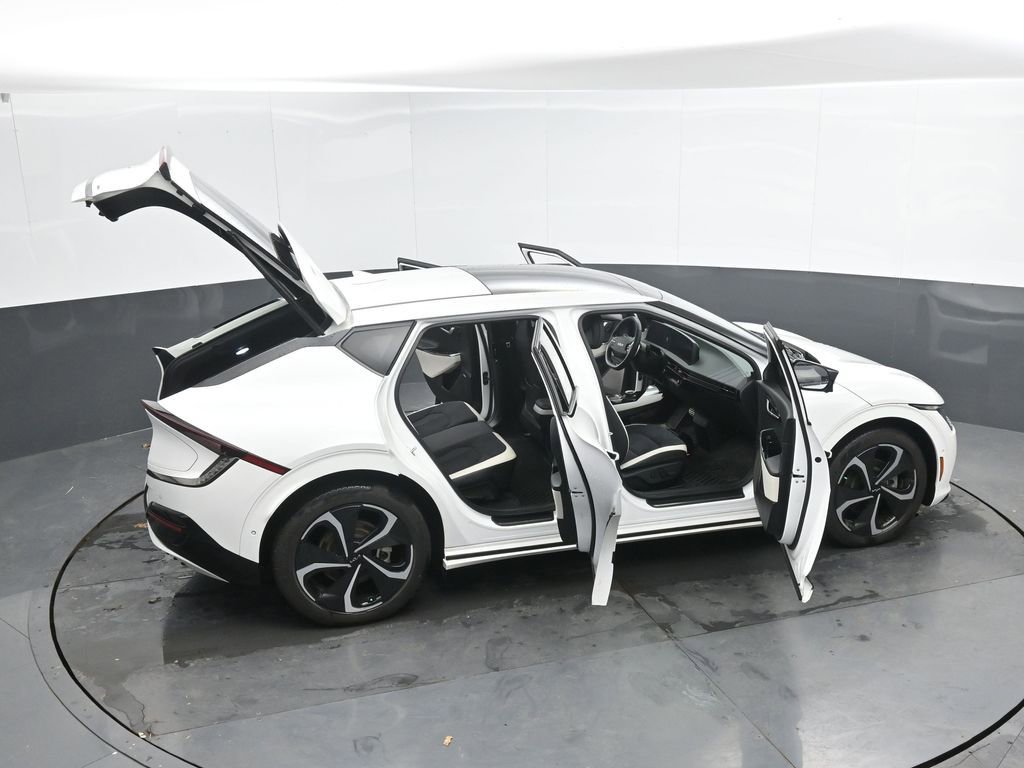 Used 2024 Kia EV6 GT-Line image 35