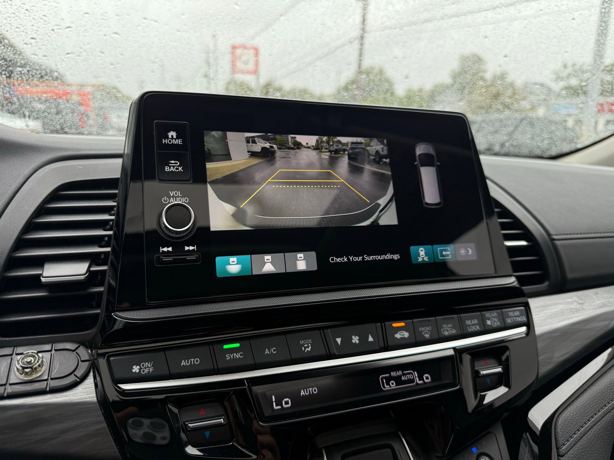 Used 2025 Honda Odyssey Elite image 43