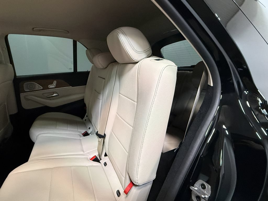 Used 2023 Mercedes-Benz GLE 350 4MATIC w/ 3rd Row Seat Package image 48
