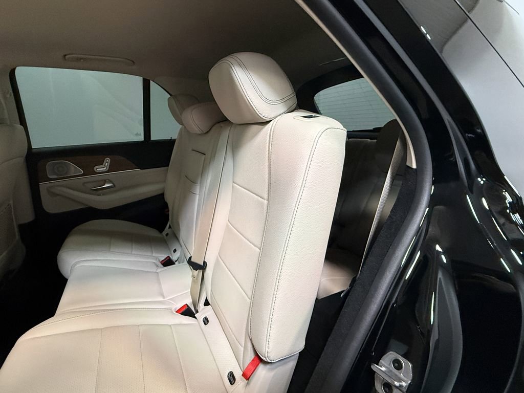 Used 2023 Mercedes-Benz GLE 350 4MATIC w/ 3rd Row Seat Package image 48