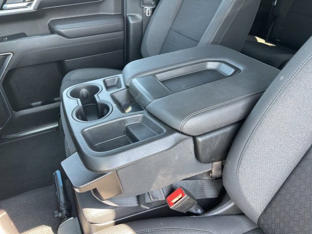Used 2022 Chevrolet Silverado 1500 LT AWD/4WD image 20