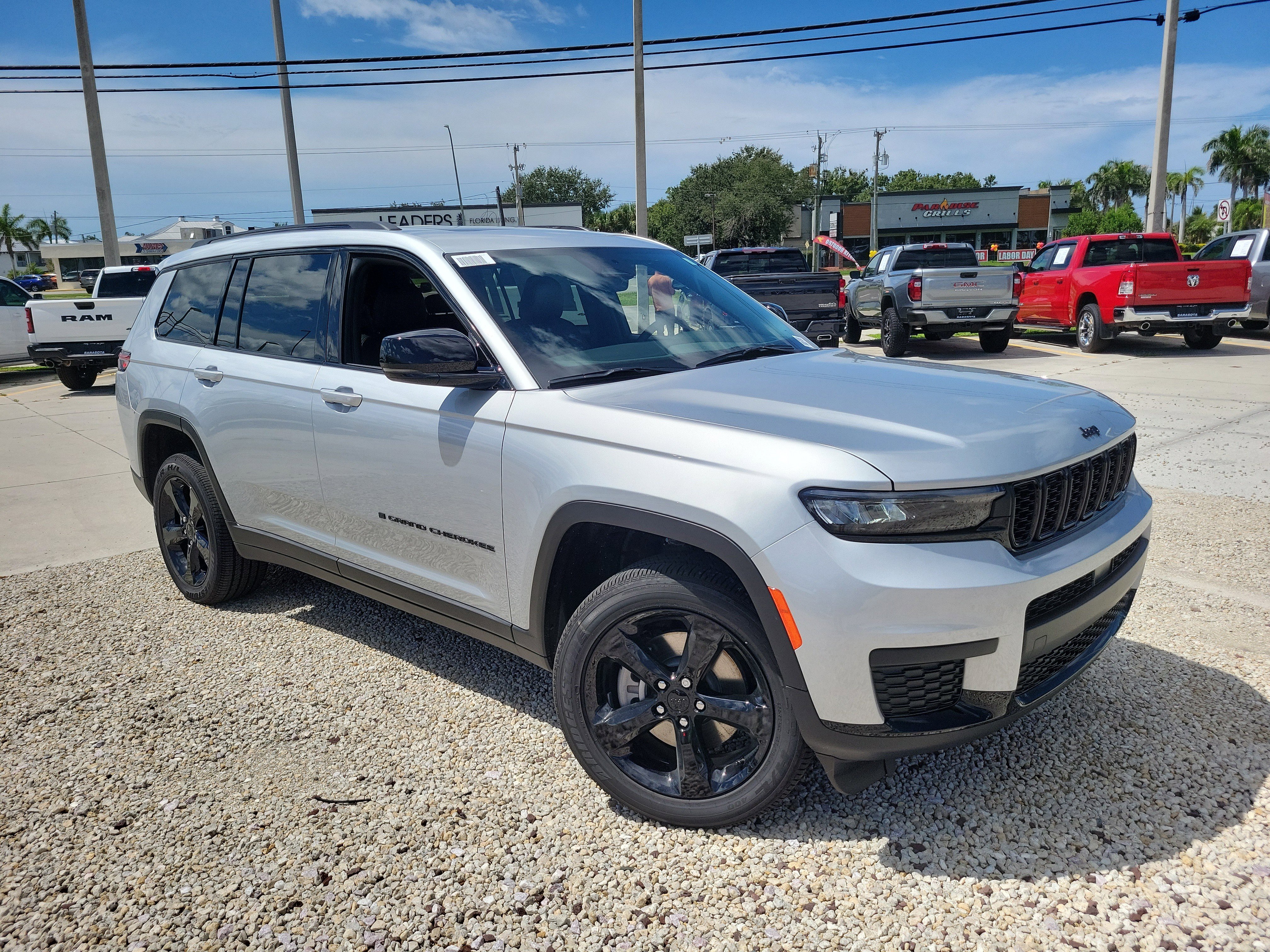 New 2025 Jeep Grand Cherokee L Altitude