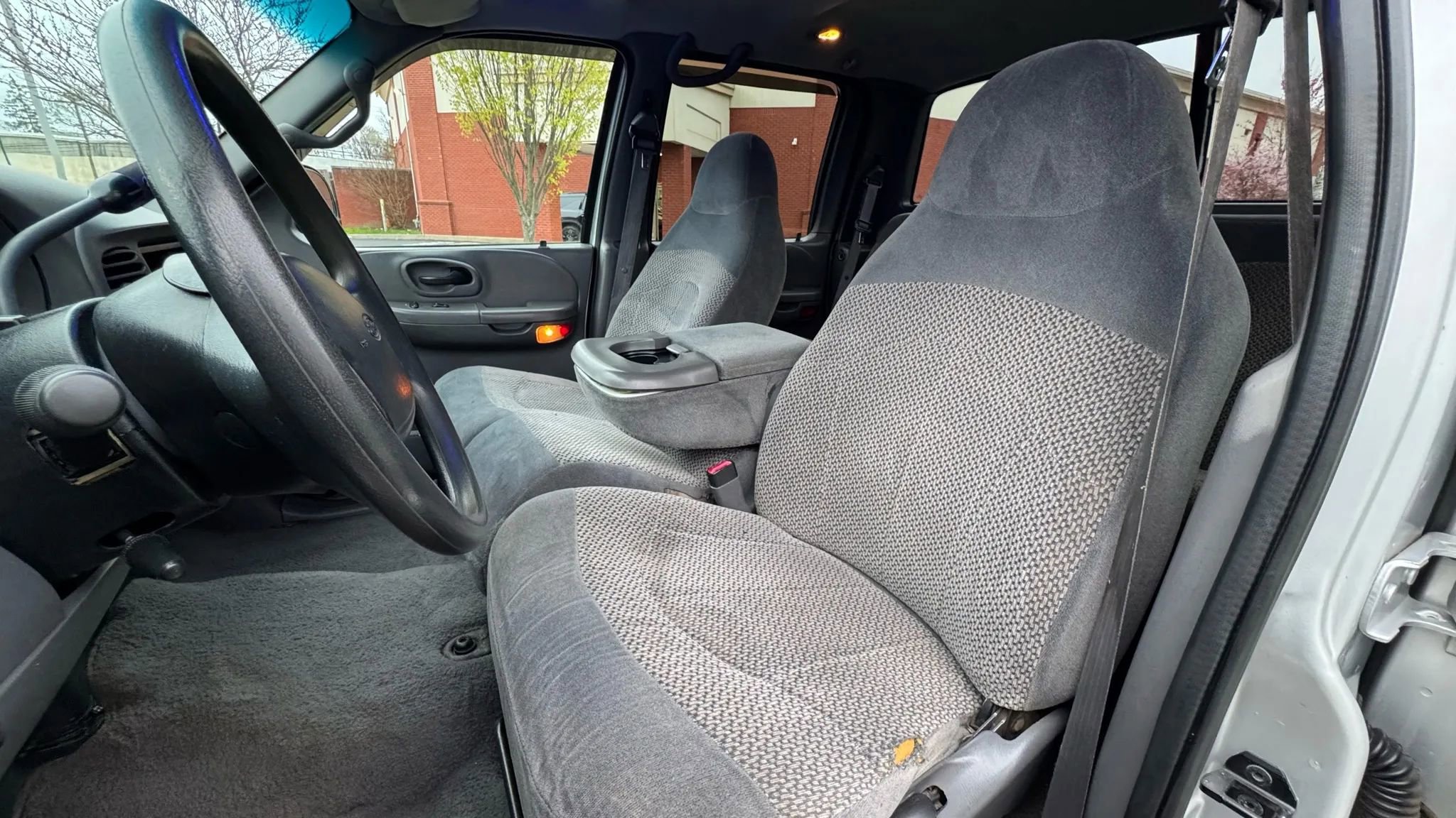 Used 2001 Ford F150 4x4 SuperCrew image 11