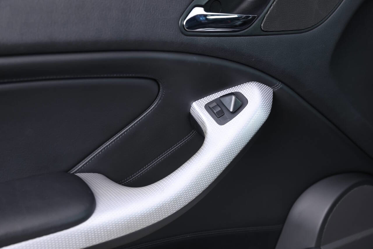 Used 2005 BMW M3 Coupe image 91